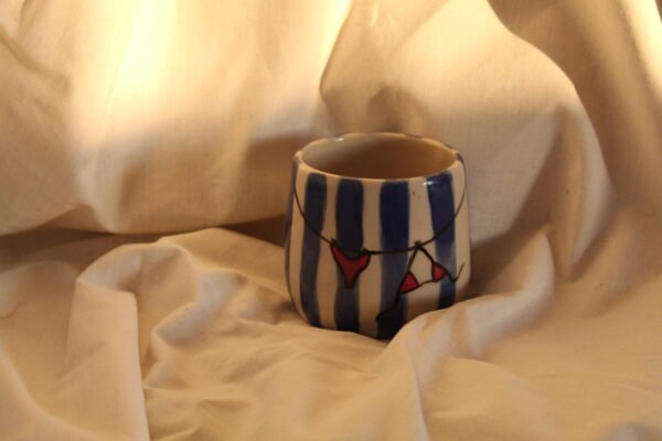 ''Bikini'' cup